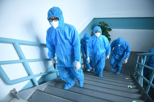 TP.HCM yêu cầu nhân viên y tế ở nhà sau giờ làm