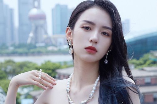 Cảnh Điềm và dàn minh tinh Hoa ngữ trên thảm đỏ