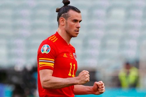 VAR giúp xứ Wales thoát thua trước Thụy Sĩ