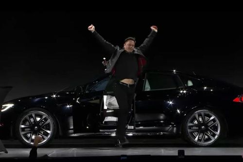 Xe điện Tesla tăng tốc chậm hơn mức công bố của Elon Musk