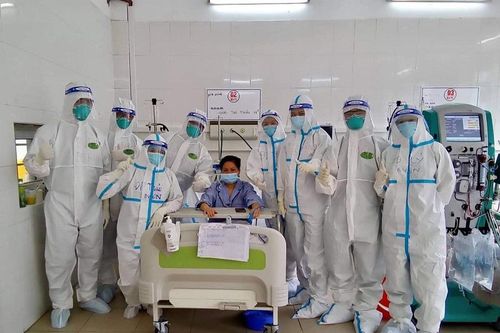 Ca thở máy đầu tiên tại Trung tâm hồi sức tích cực Bắc Giang đã có tín hiệu lạc quan
