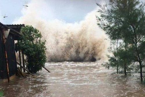 NAM ĐỊNH: Cấm biển, dừng các hoạt động vui chơi giải trí tại các khu du lịch ven biển