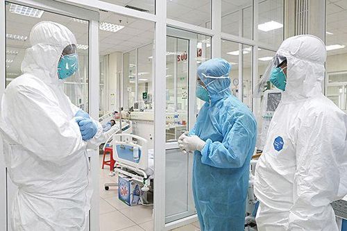 3 nhân viên bệnh viện nghi mắc COVID-19, Sở Y tế TPHCM chỉ đạo khẩn