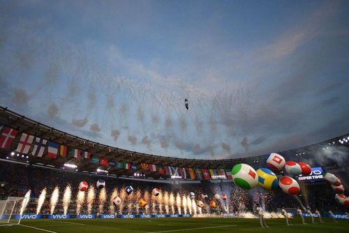 Euro 2020 chính thức khai màn