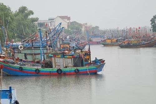 Khẩn trương triển khai các phương án ứng phó với bão số 2