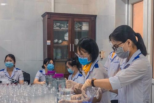 Hơn 1.000 lá đơn của sinh viên Y khoa Vinh xung phong vào tuyến đầu chống dịch