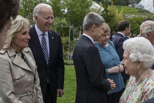 Thượng đỉnh G7: Tổng thống Mỹ Joe Biden lần đầu diện kiến Nữ hoàng Anh