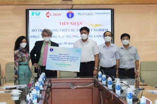 Đa dạng hình thức đóng góp hỗ trợ cộng đồng mùa Covid-19