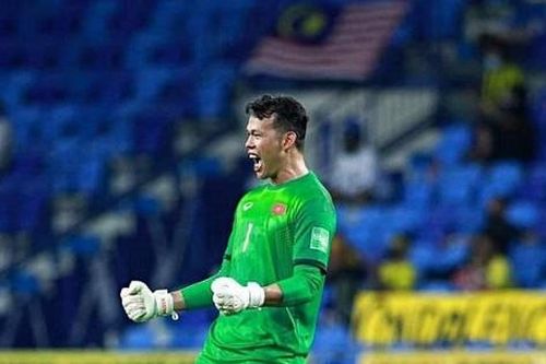Trận đấu 'hồi sinh' Bùi Tấn Trường