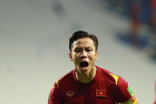 Đội trưởng Quế Ngọc Hải: 'Cầu thủ Malaysia gây áp lực, nói tôi sút trượt đi'