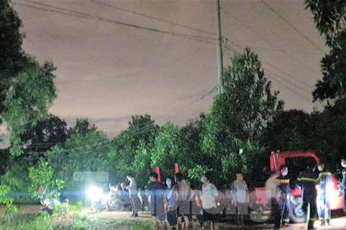 Tụ tập câu cá, thanh niên trượt chân xuống sông Sài Gòn đuối nước