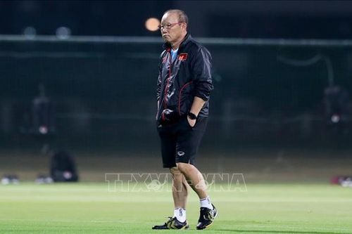 Vòng loại World Cup 2022: HLV Park Hang-seo không chỉ đạo trận gặp UAE