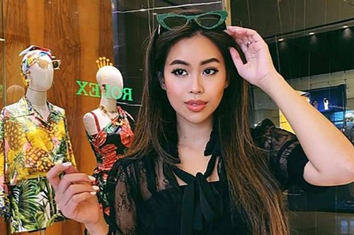 Rich kid Tiên Nguyễn đăng ảnh ăn uống 'sương sương' ở nhà mùa dịch, dân tính xuýt xoa: Sang chảnh quá!