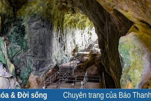Thăm Di tích Quốc gia đặc biệt hang Con Moong