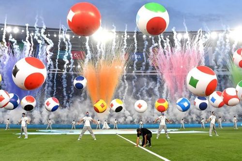 Lễ khai mạc EURO 2020 rực lửa, đầy màu sắc