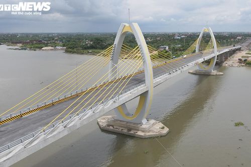 Cận cảnh 2 cây cầu 'song sinh' hơn 660 tỷ kết nối Hải Phòng với Hải Dương