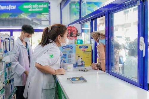 'Lá chắn' phòng dịch COVID-19 từ nhà thuốc