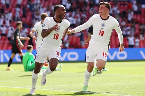 Tuyển Anh thắng nhọc Croatia ngày ra quân