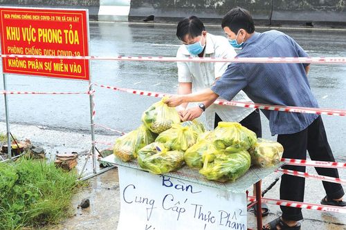 Tiền Giang phong tỏa xã Mỹ Hạnh Đông, cách ly hơn 2.300 hộ dân