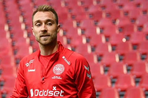 TIẾT LỘ: Eriksen chưa từng gặp vấn đề về sức khỏe trước khi đổ gục trên sân
