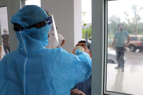 Lo ngại COVID-19 tăng nhanh tại Hà Tĩnh, Bộ Y tế hỏa tốc chỉ đạo