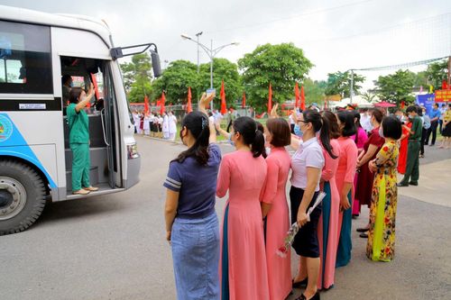 'Mình nhìn rõ đường đi của dịch, biết nó sẽ ở chỗ nào'