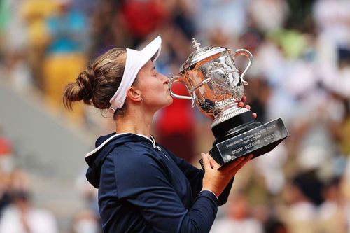 Barbora Krejcikova lần đầu tiên vô địch đơn nữ Roland Garros