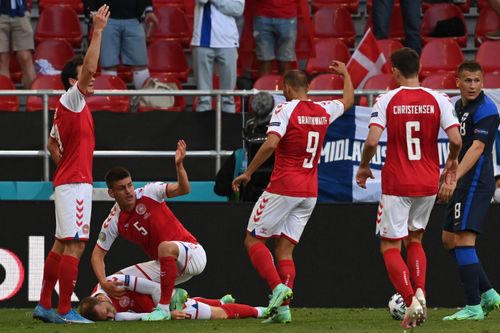 Christian Eriksen có thể phải giải nghệ sau khi bất tỉnh trên sân