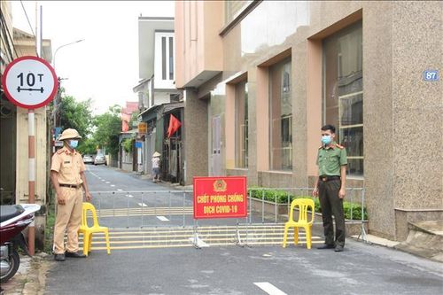 Thêm 5 trường hợp dương tính với SARS-CoV-2, cùng trong một gia đình ở Hà Tĩnh