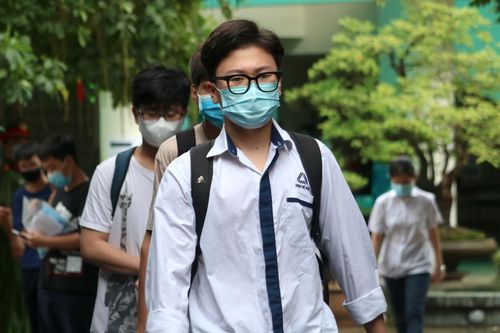 Thi vào lớp 10 công lập Hà Nội: Đề thi không khó, sẽ có điểm cao