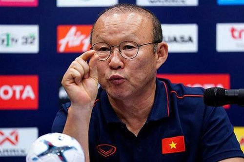 HLV Park Hang-seo: 'Chúng tôi đã có sẵn các kịch bản cho trận đấu với UAE'