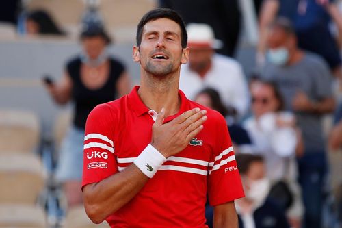Khi Djokovic chen vào cuộc đua giữa Federer và Nadal