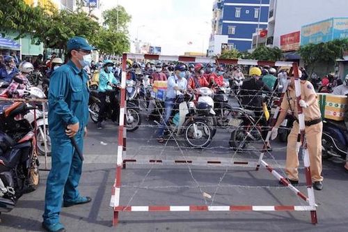Đề xuất TP Hồ Chí Minh giãn cách xã hội thêm 14 ngày