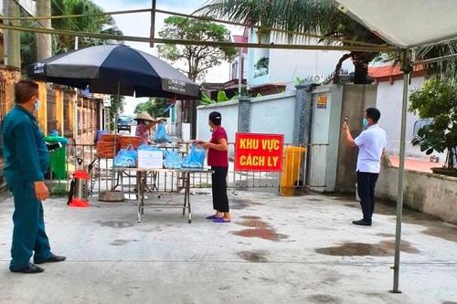 Sóc Sơn phát huy hiệu quả tổ tiếp tế nhu yếu phẩm cho vùng cách ly