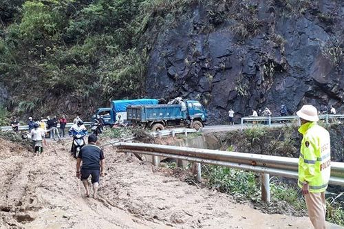 Một người tử vong do sạt lở đất tại Yên Bái