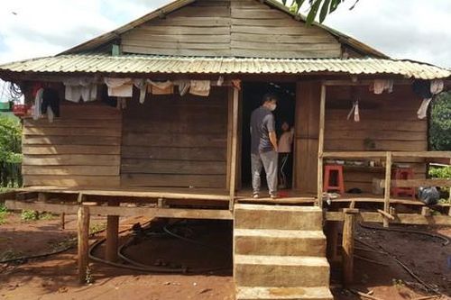 Đắk Lắk: 6 người trong 1 gia đình bị ngộ độc do ăn cháo bắp trộn nấm rừng