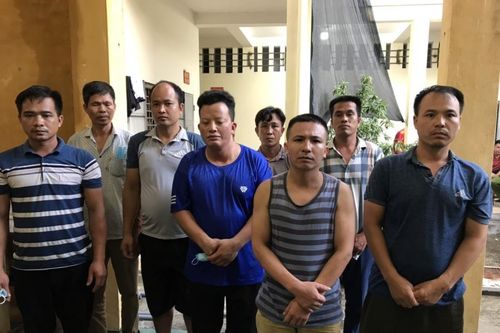 Bắt quả tang nhiều đối tượng đánh bạc bất chấp lệnh giãn cách Covid-19