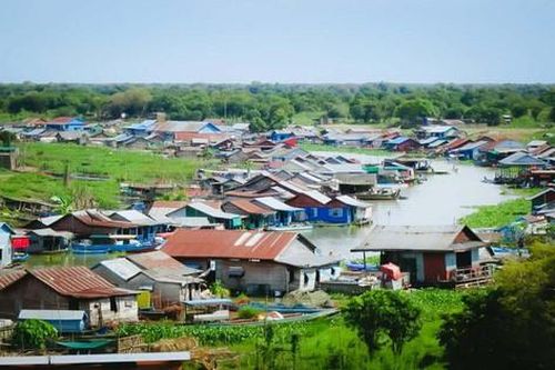 Khuyến cáo người gốc Việt ở Campuchia không di chuyển về Việt Nam