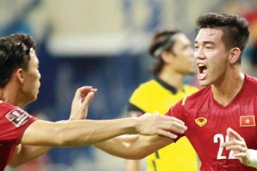 UAE lo sốt vó trước tuyển Việt Nam