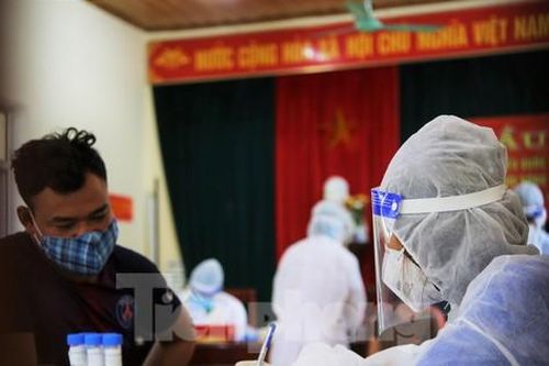Thêm 5 ca mắc COVID-19, bốn người là F1 nhiễm bệnh cùng trú tại một ngõ