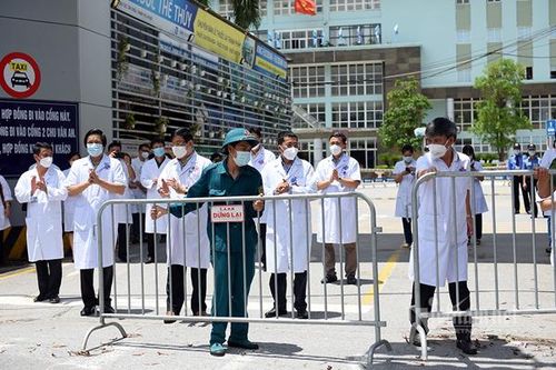Bệnh viện K gỡ phong tỏa sau 37 ngày cách ly