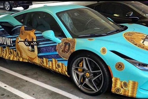 Tiền ảo Dogecoin lên giá, chủ siêu xe Ferrari F8 Tributo làm điều kỳ quặc