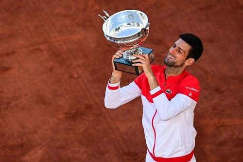 Djokovic đăng quang Roland Garros, áp sát kỷ lục của Nadal và Federer