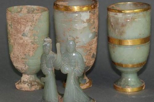 Cả gan bán bảo vật đào được trong lăng mộ hoàng đế, 3 người nông dân tưởng 'đổi đời' - Ai ngờ!