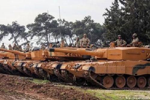 Leopard 2A4 trang bị giáp titan sau đòn nhớ đời tại Syria