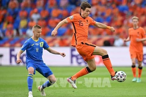 EURO 2020: Tấn công mãn nhãn, 'cơn lốc da cam' vượt qua Ukraine