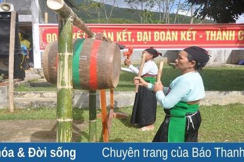 Phát huy vai trò của người có uy tín trong bảo tồn bản sắc văn hóa dân tộc