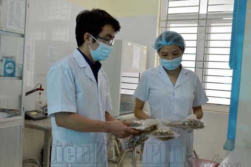 Lợi ích kép từ tự sản xuất vật tư phòng dịch Covid-19 (bài 1)