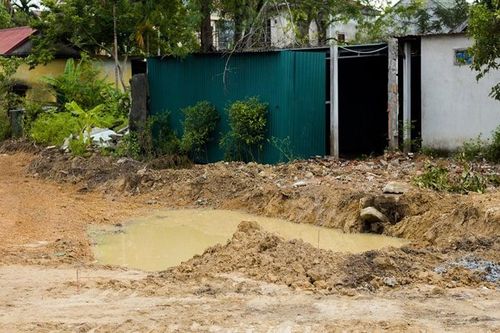Bé trai chết dưới hố công trình ở Quảng Trị: Công an, viện kiểm sát vào cuộc