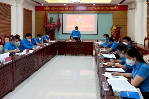 Chăm lo, bảo vệ quyền lợi hợp pháp, chính đáng của người lao động